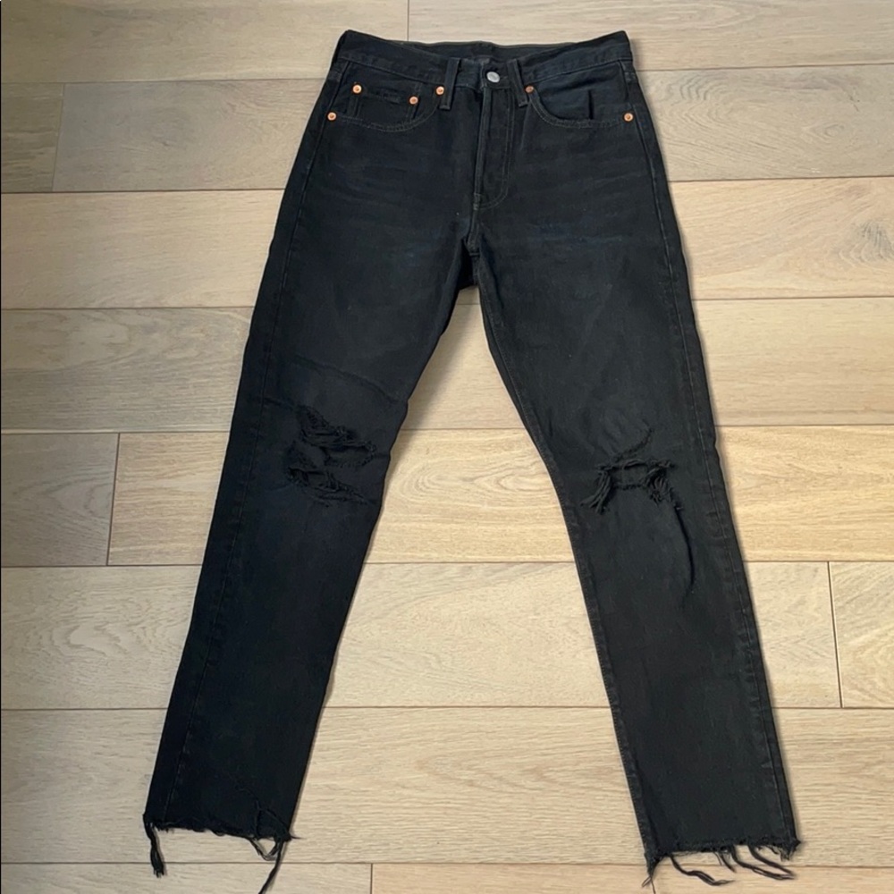 Levi’s 501 straight wedgie black distressed jeans